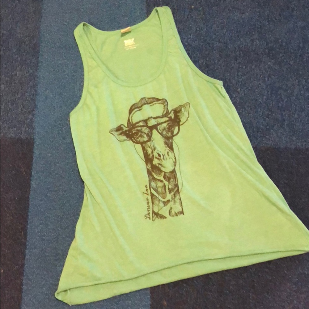 Giraffe tank/ green